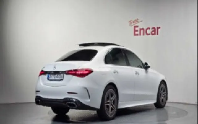 수원중고차매매사이트 C클래스 W206 C200 매물 사진 9 - 2025/03 9,755km